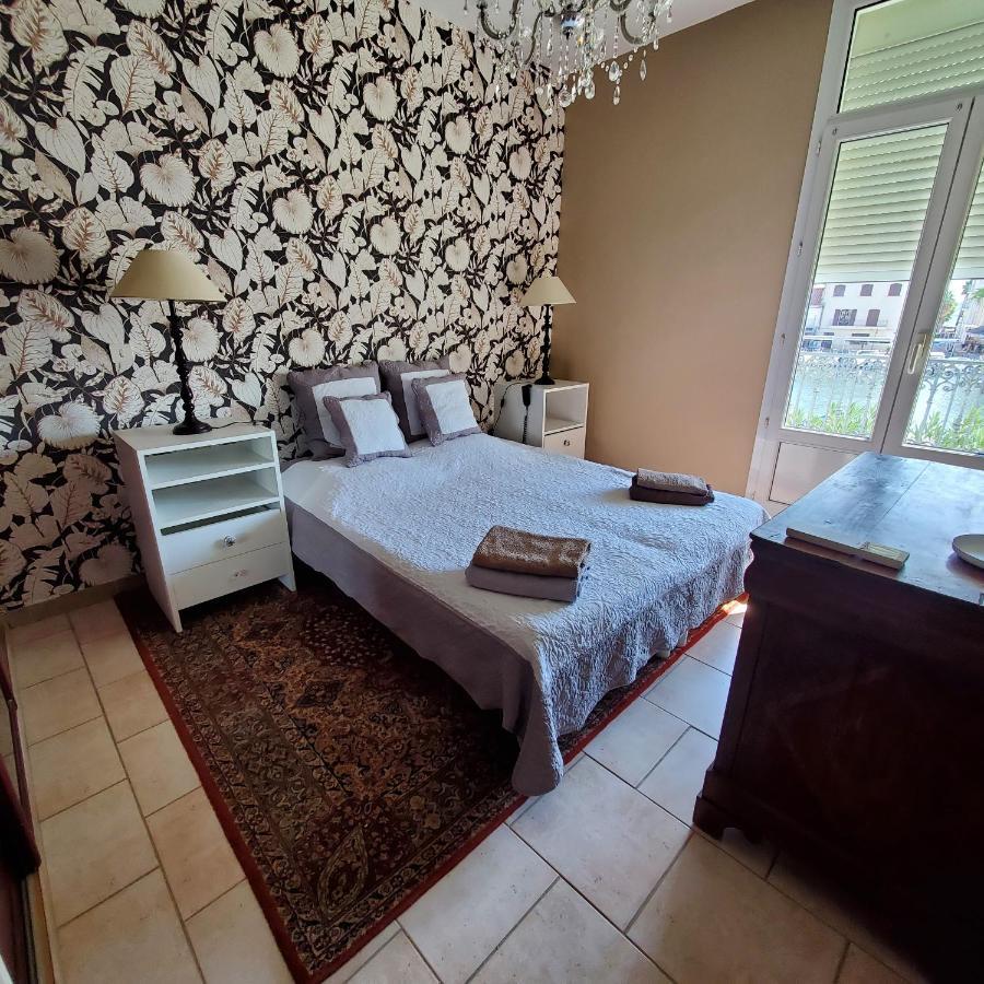 Le Vent Dans Les Voiles - Appartement Classe 4 Etoiles Mèze Exterior foto